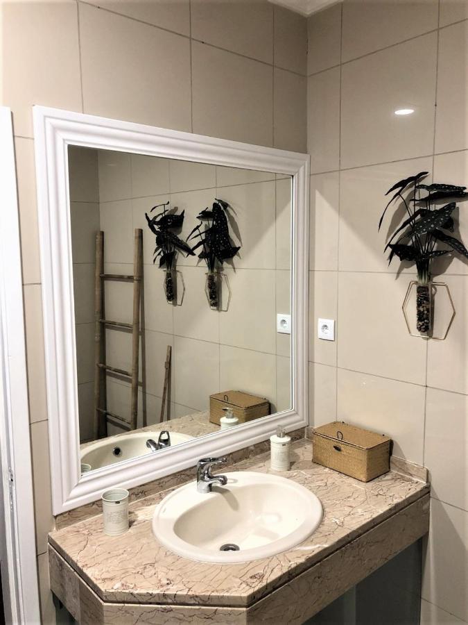 Апартаменти Charm City Center Apt 140M2 & Free Parking Брага Екстер'єр фото